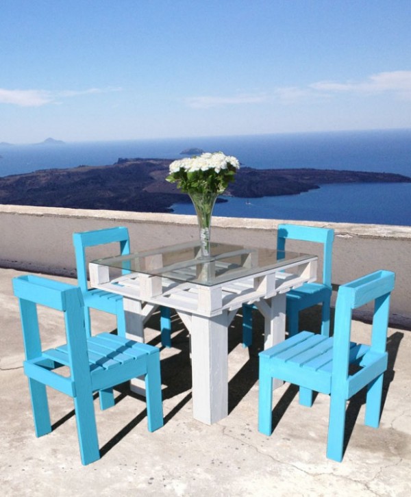 diy παλετοκατασκευή τραπεζάκι με καρέκλες για τον κήπο