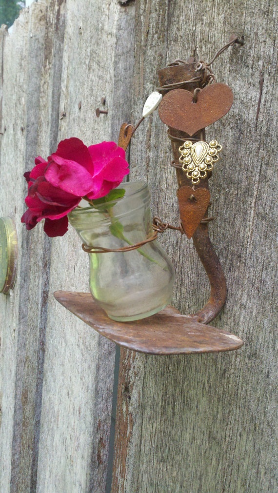 DIY WallArt Ιδέες για τον φράχτη του Κήπου σας4