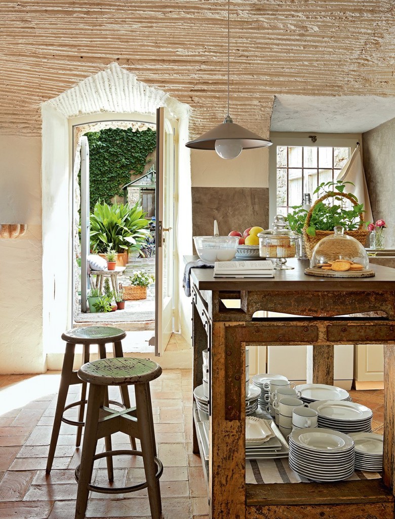 Από παλιό αχυρώνα σε μαγικό εξοχικό13